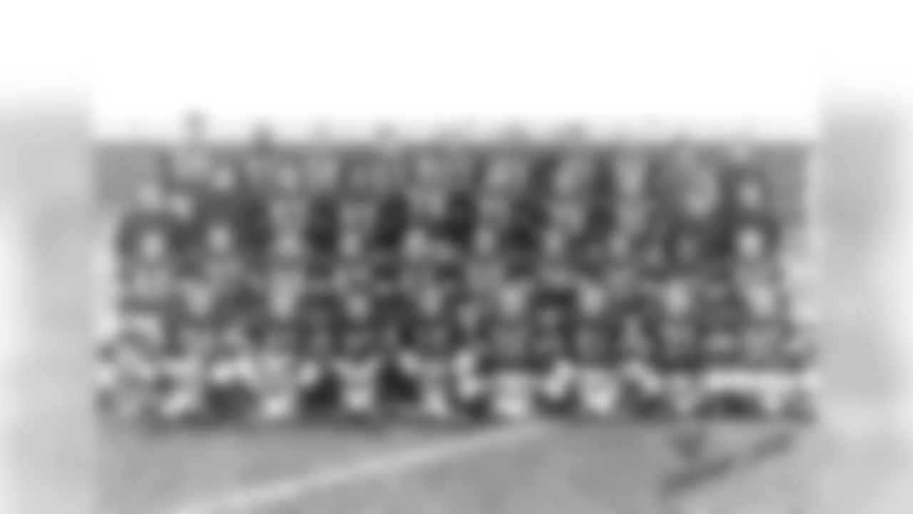 Green Bay Packers 1955
Record: 6-6-0