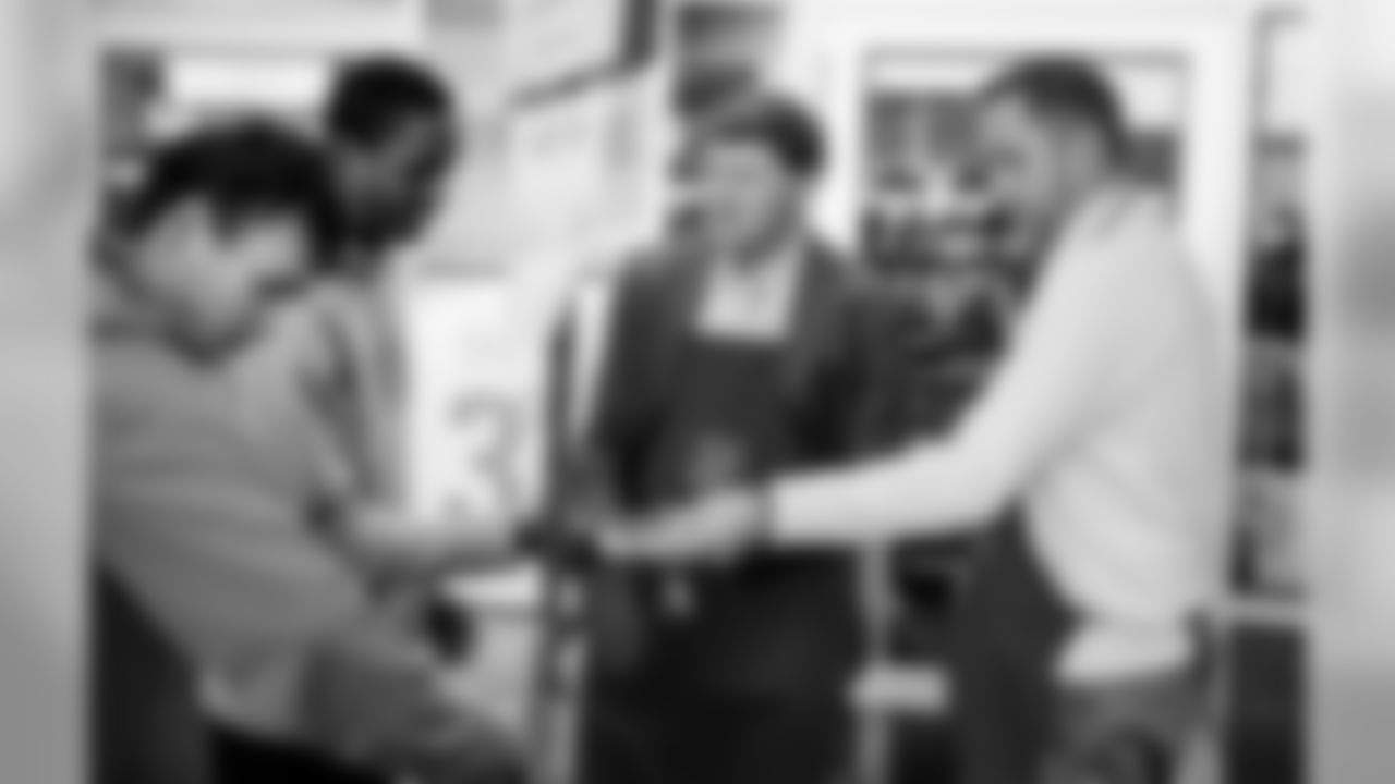 181218-salvation-army-melton-10