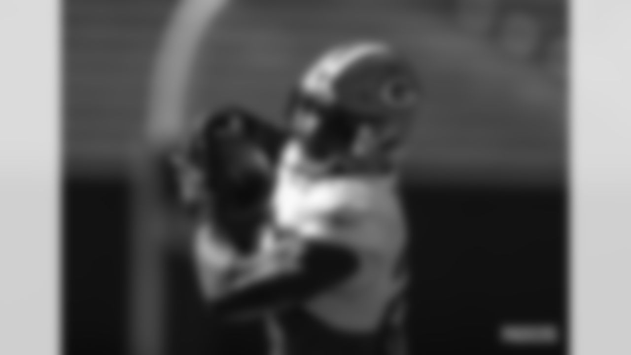 RB AJ Dillon
