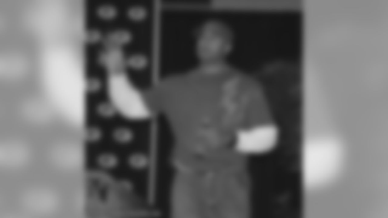 Dorsey Levens