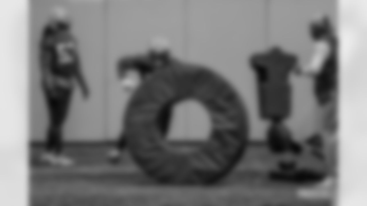 221222-mik-practice-gallery-2560016