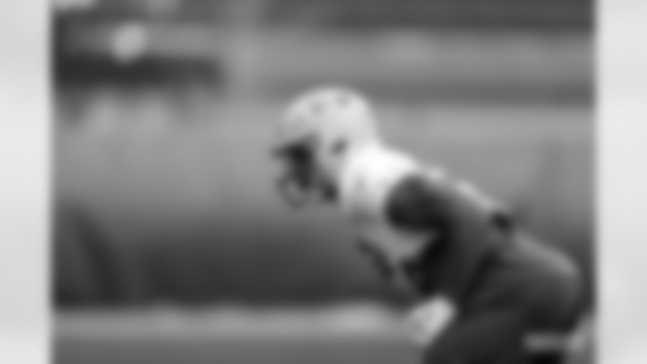 RB AJ Dillon
