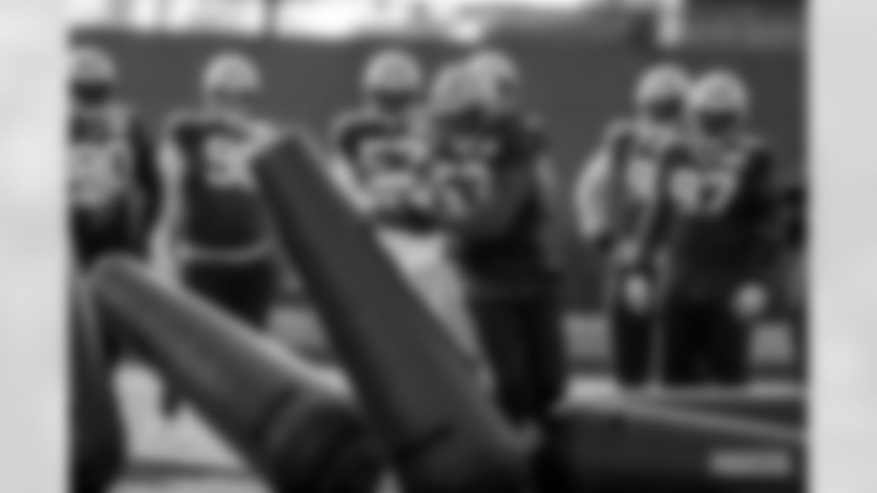 221124-evan-practice-gallery-2560036