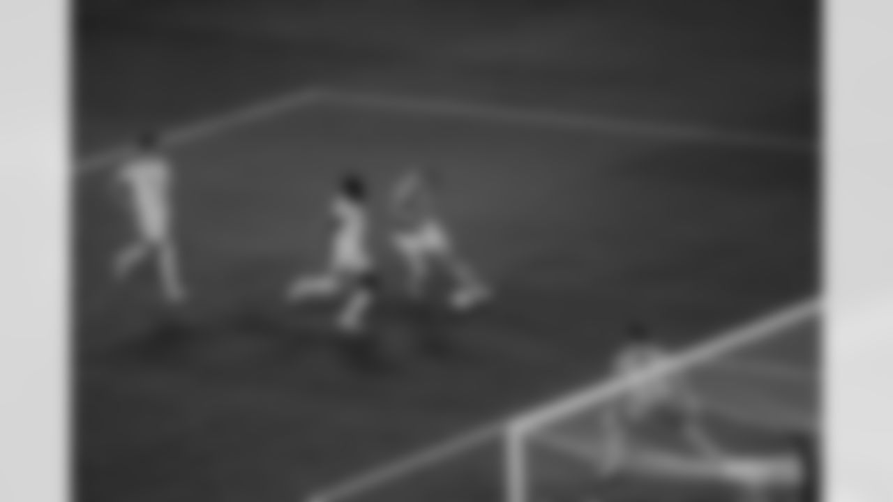 220723-soccer-game-2560055