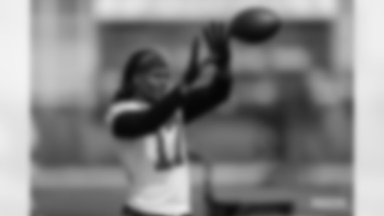 WR Davante Adams