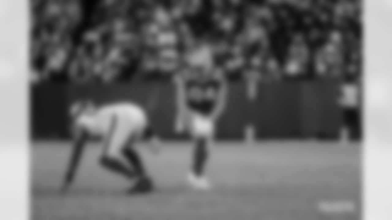 TE Tyler Davis