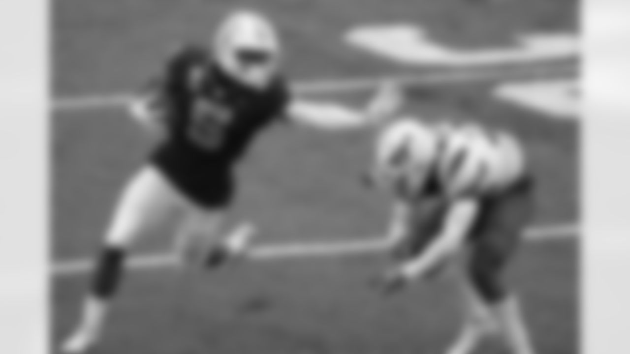 WR Dazz Newsome - North Carolina