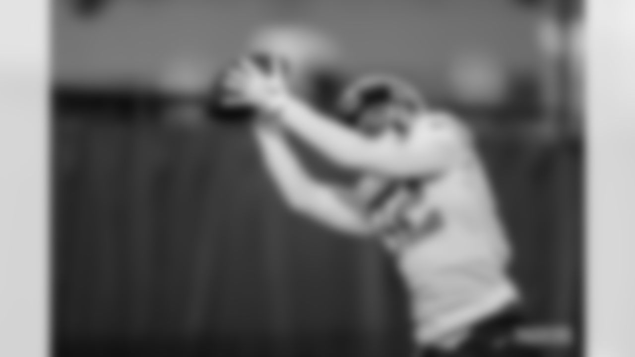 221124-evan-practice-gallery-2560006