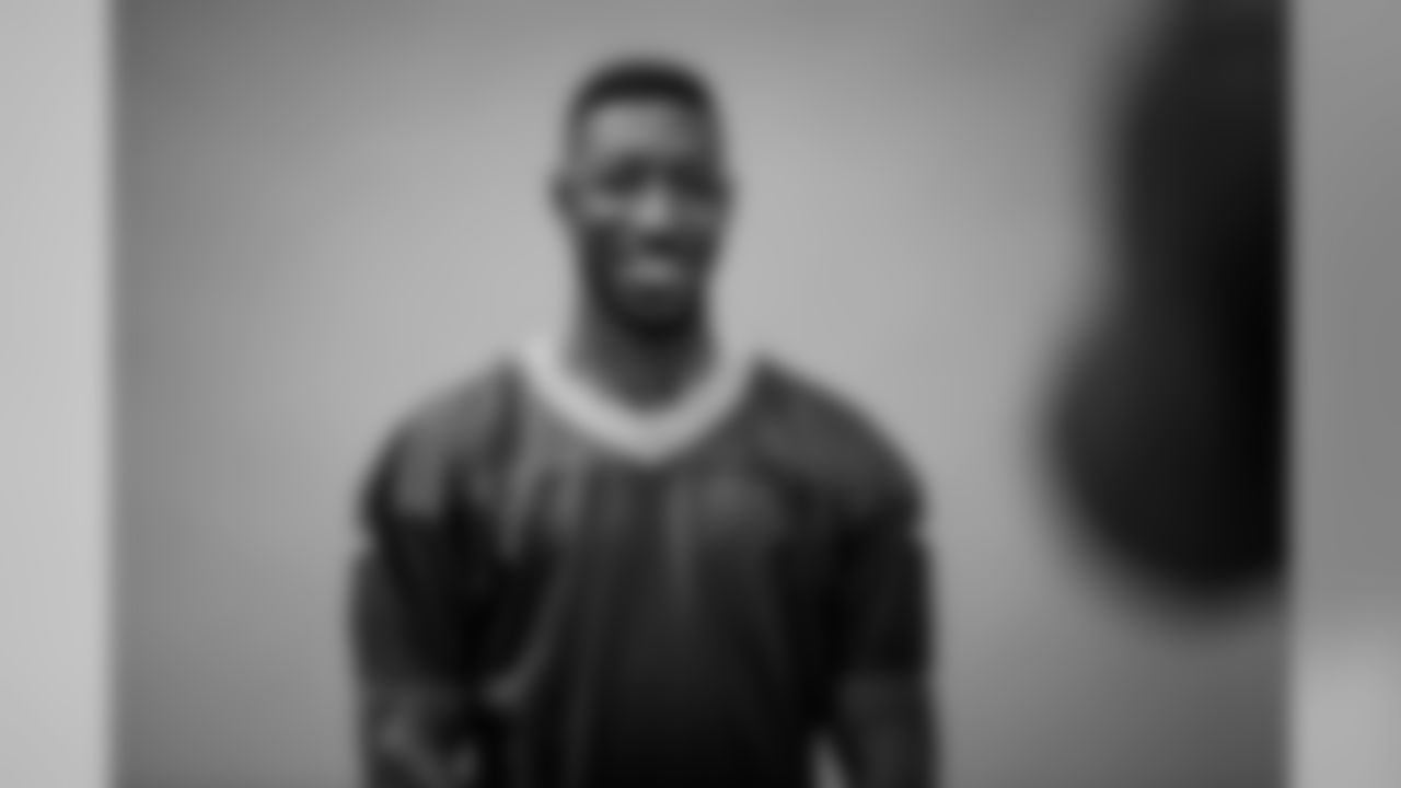 190610-packers-take-headshots-10