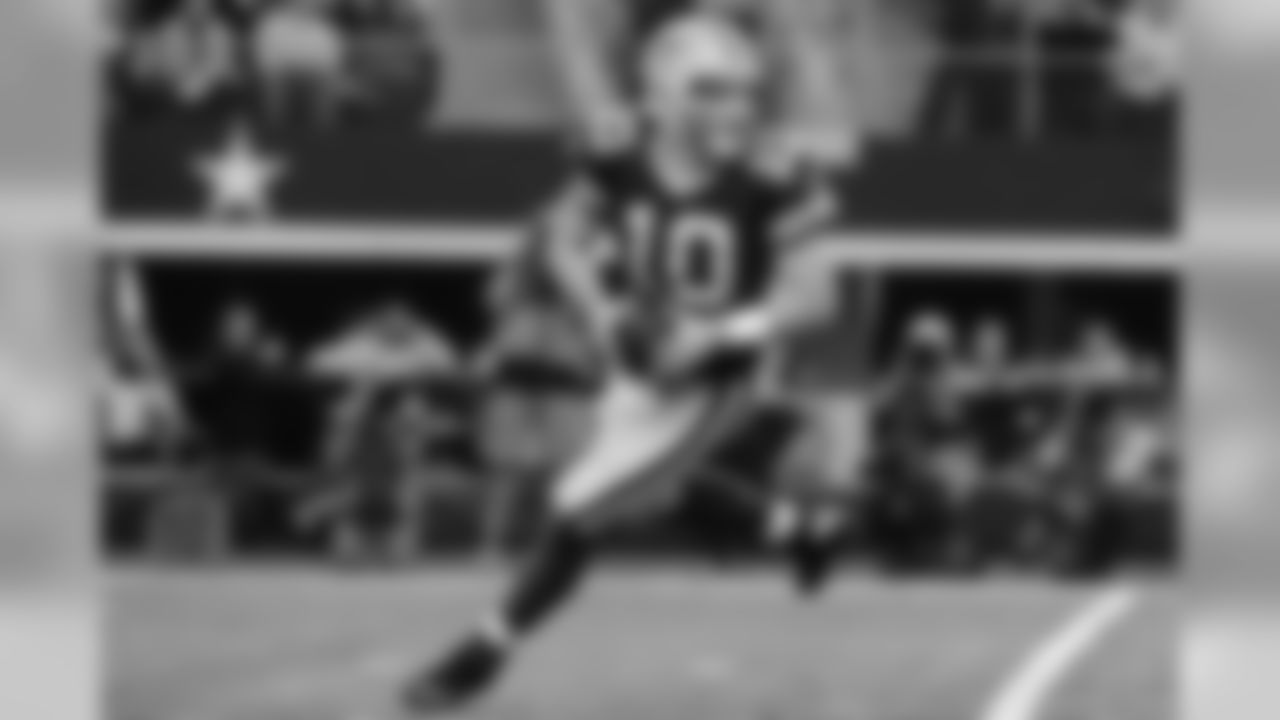 Dec. 15, 2013 - QB Matt Flynn completed 26 of 39 passes for 299 yards with four TDs and one INT for a 113.1 passer rating. He led the offense to five consecutive touchdown drives in the second half. The Packers' rally from 23 points down tied the largest comeback in team history (1982).