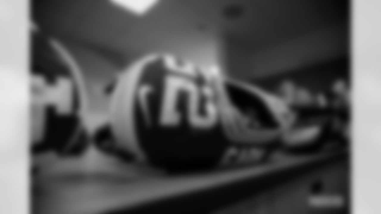 201219-locker-room-07