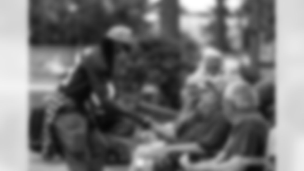 220713-new-veterans-gallery-2560012
