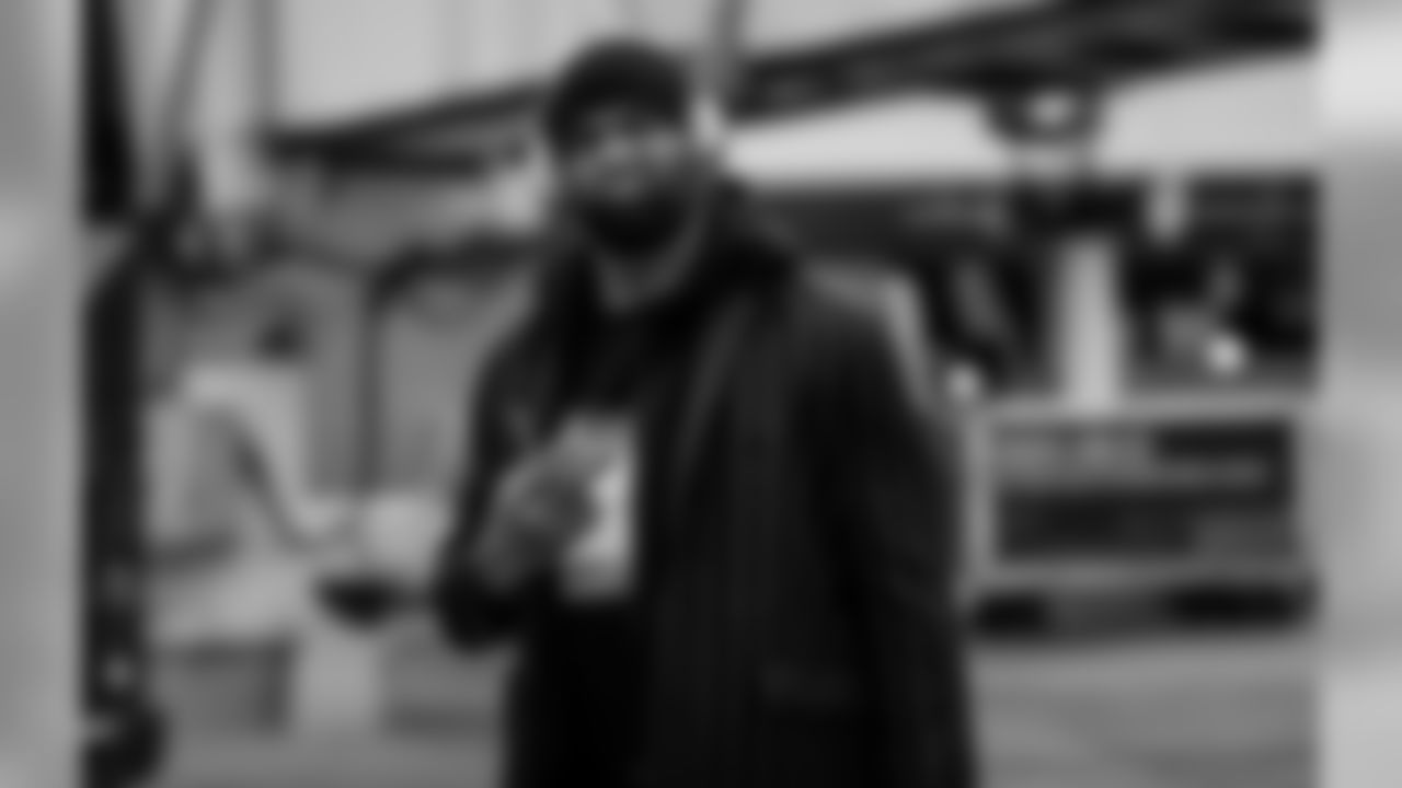 181124-packers-arrive-minneapolis-siegle-30
