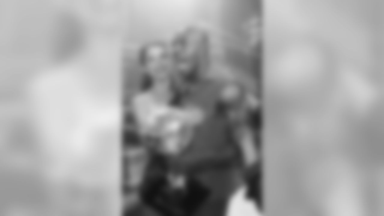 190521-donald-driver-dwts-02