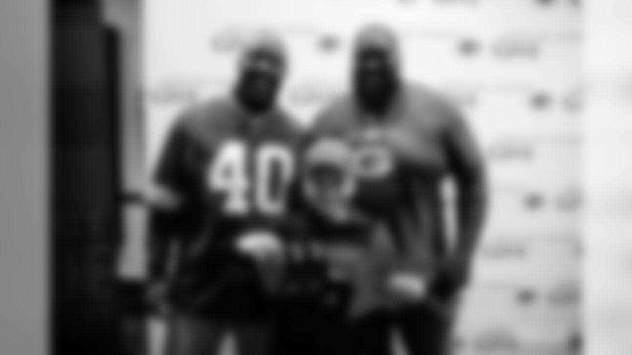 200114-packers-give-back-movie-night-45