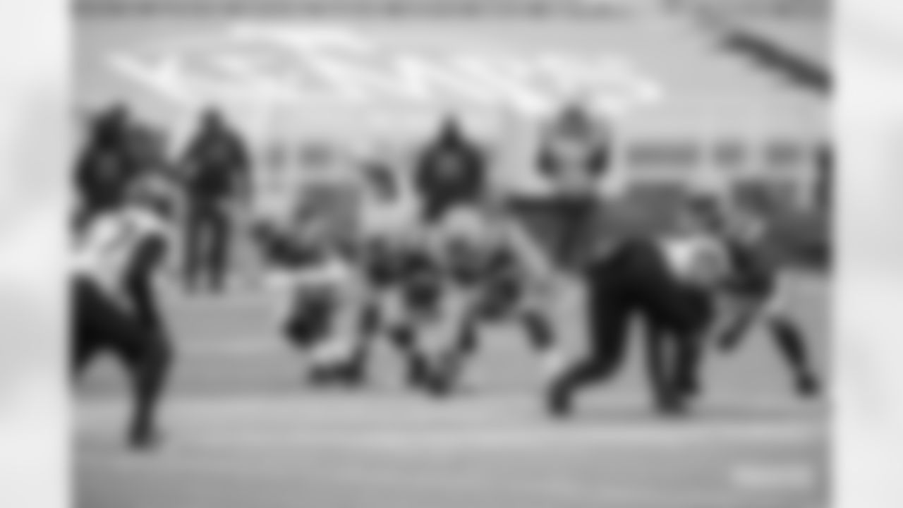 Offensive line