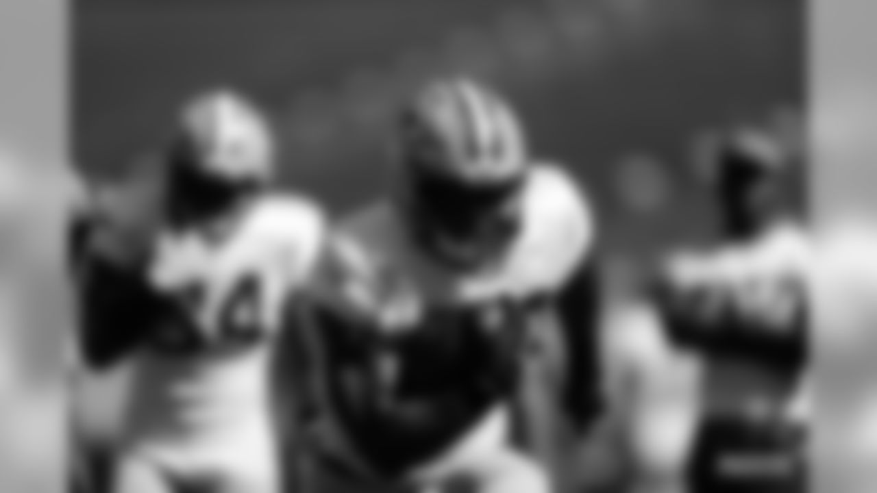 RB AJ Dillon