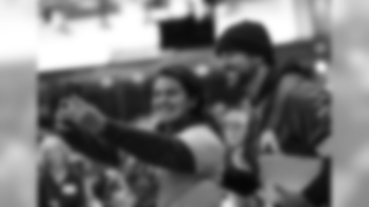 190621-national-selfie-day-09