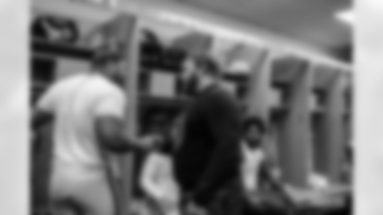 221205-locker-room-evan-2560013