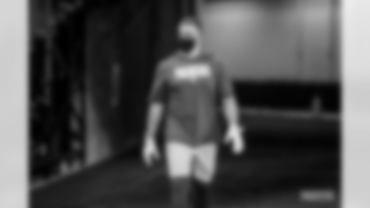 LB Ty Summers