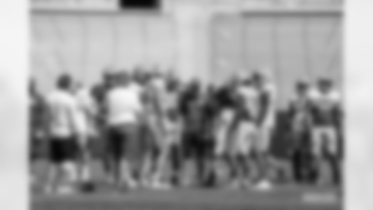 Offensive huddle