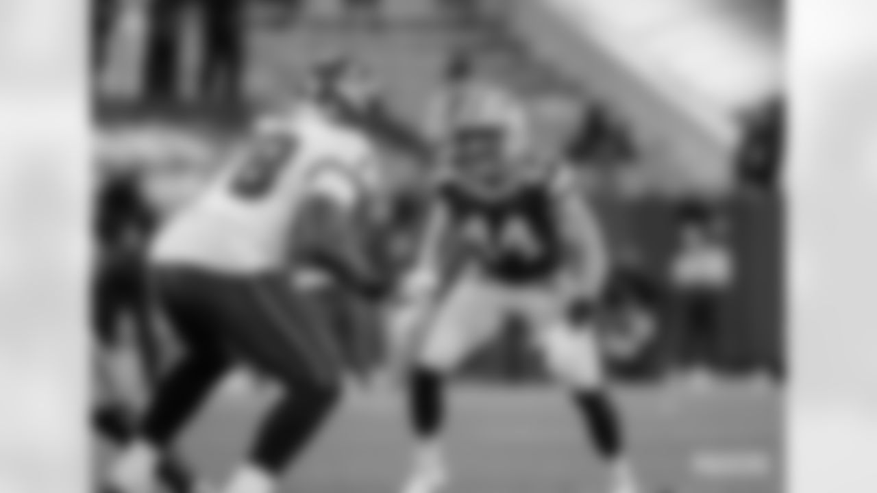 LB Ty Summers