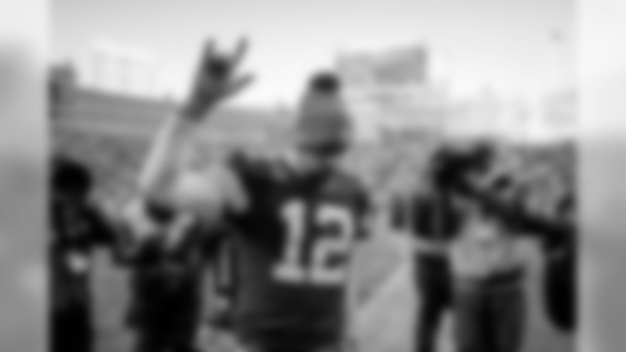 QB Aaron Rodgers