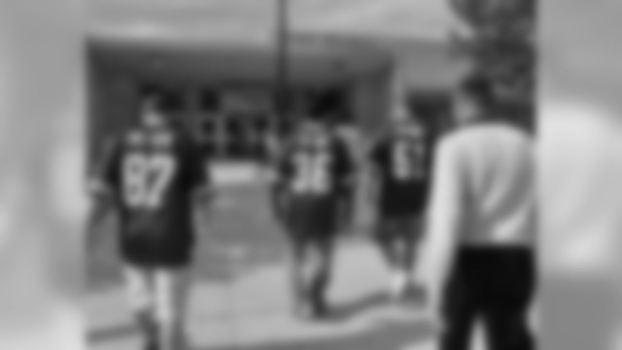 Packers Tailgate Tour - Beaver Dam Tailgate Party