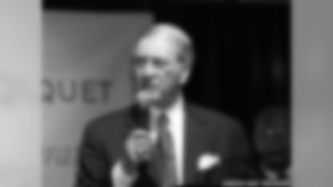 CEO Bob Harlan Inducted Into Packers Hall Of Fame