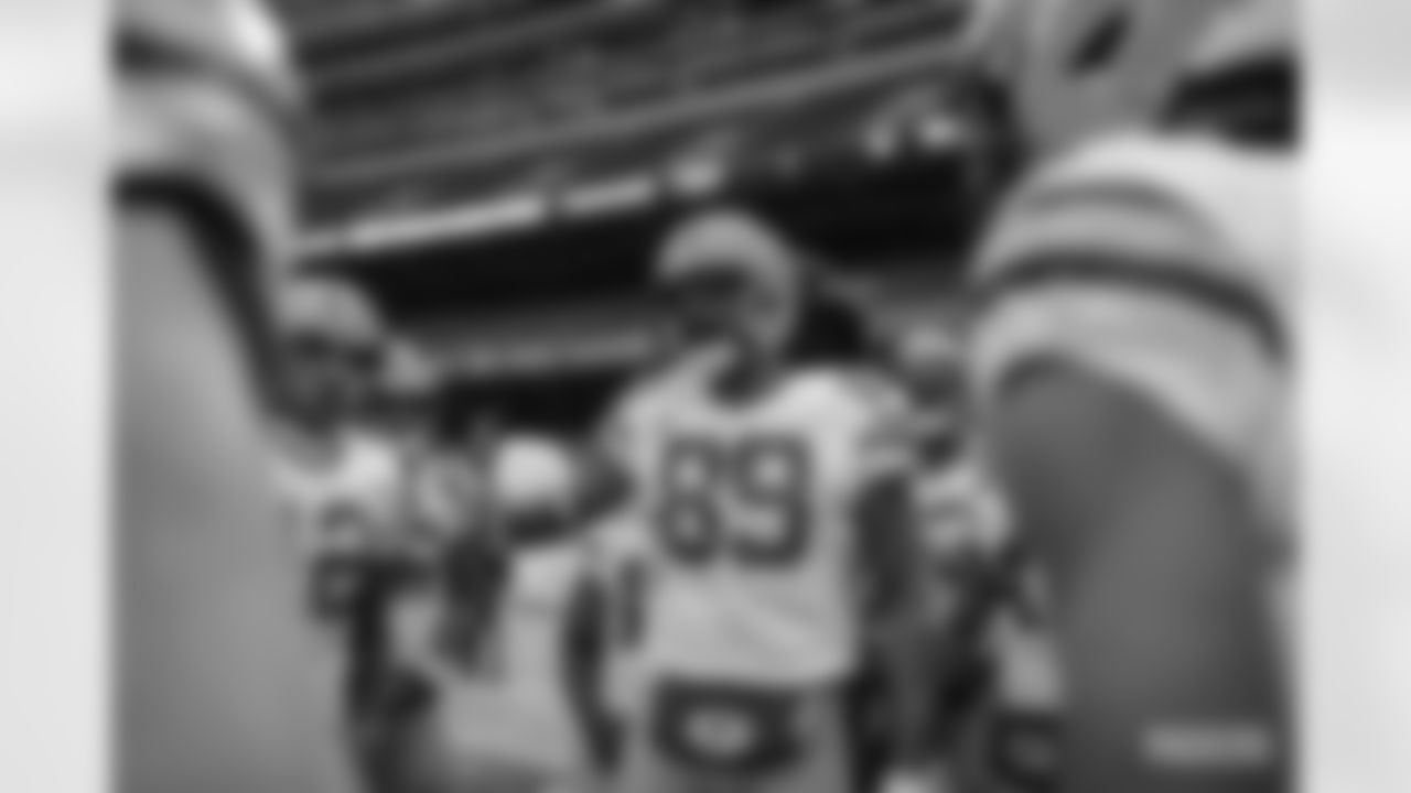 TE Marcedes Lewis
