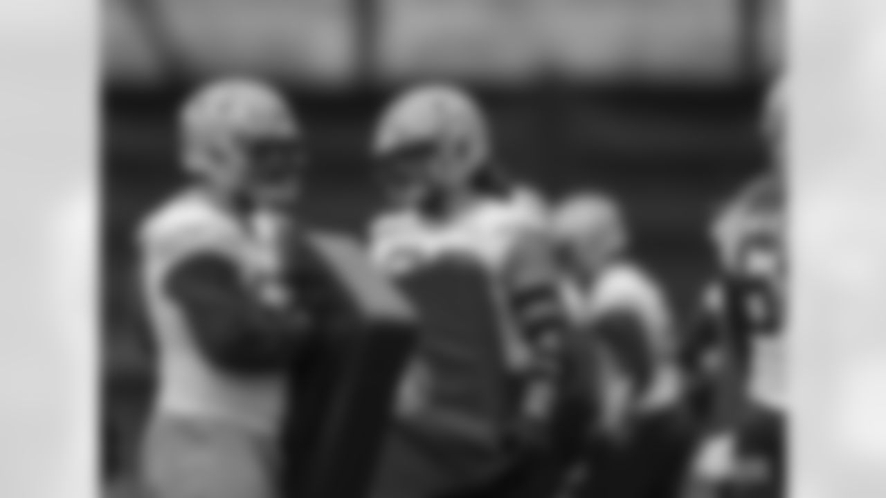 C Corey Linsley and T David Bakhtiari
