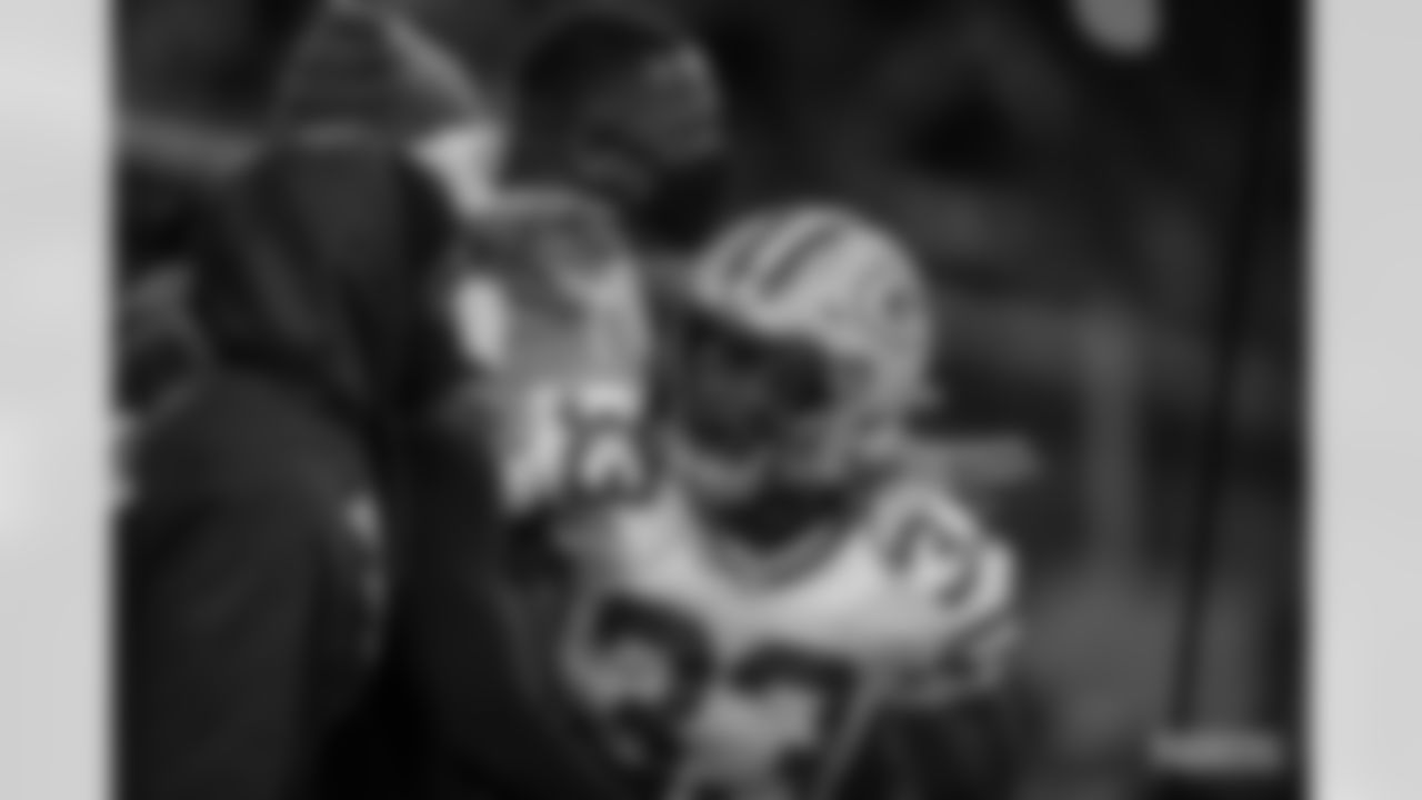 RB Aaron Jones