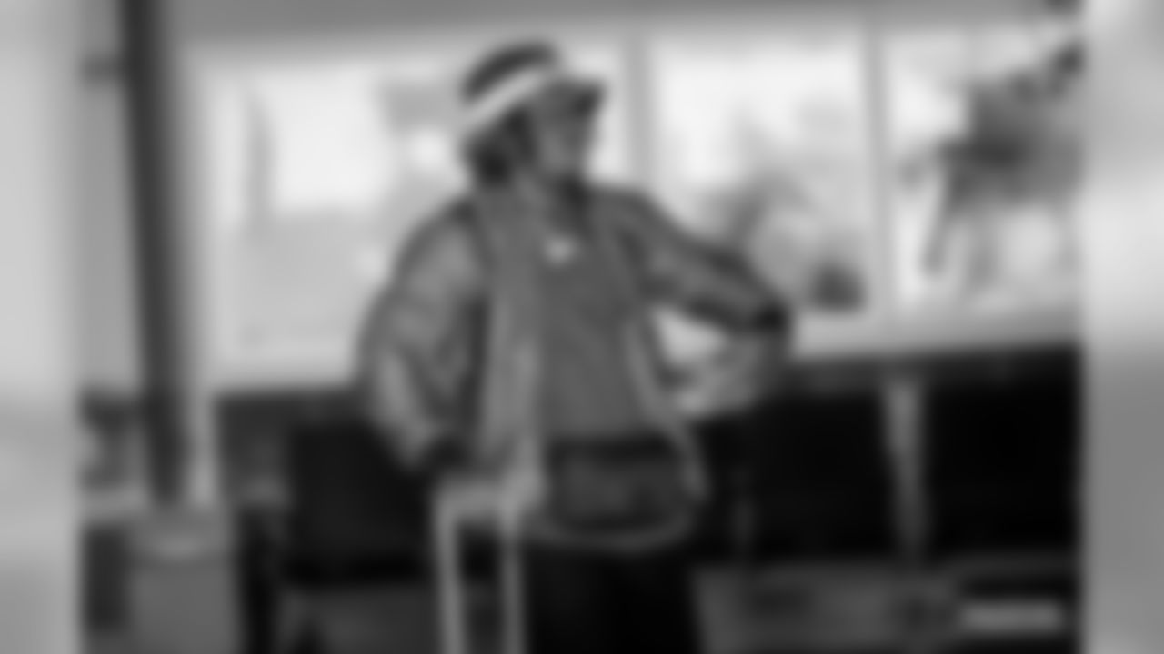 191222-departure-GRB-to-MSP-siegle-WM-15