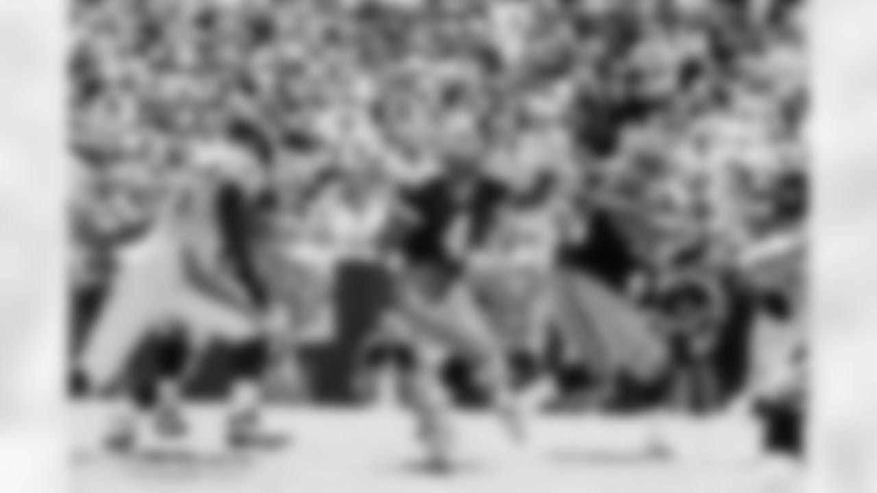 QB Brett Favre (1992-2007)