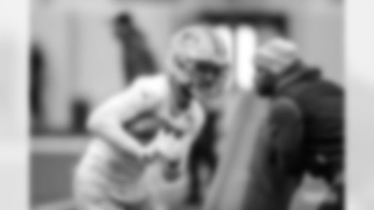 221222-evan-practice-gallery-2560024
