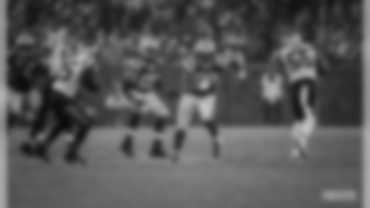 191110-packers-panthers-4-siegle-WM-32