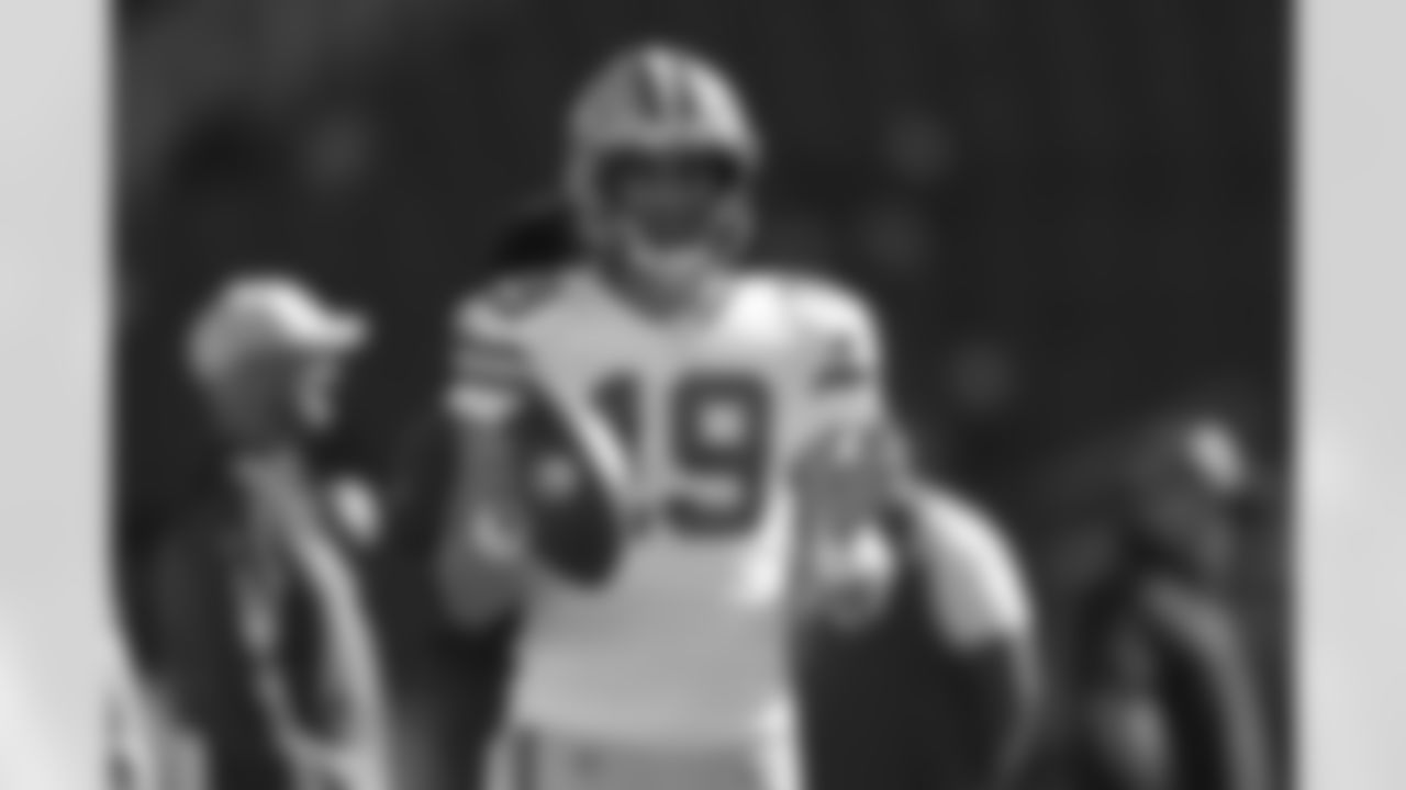 Green Bay Packers quarterback Danny Etling (19) warms up before an NFL preseason football game against the San Francisco 49ers in Santa Clara, Calif., Friday, Aug. 12, 2022. (AP Photo/Jed Jacobsohn)