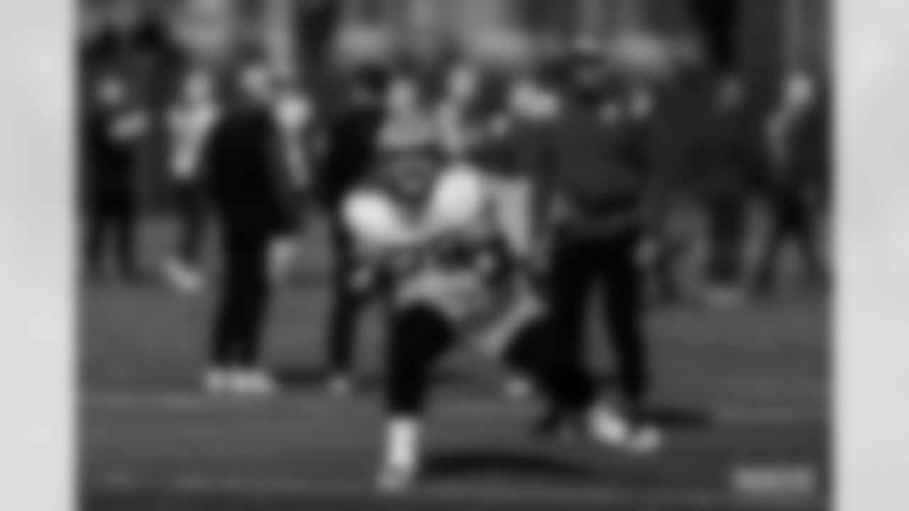 221124-evan-practice-gallery-2560044