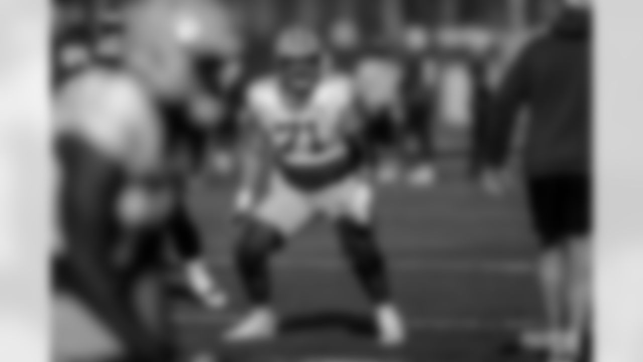 221124-evan-practice-gallery-2560045