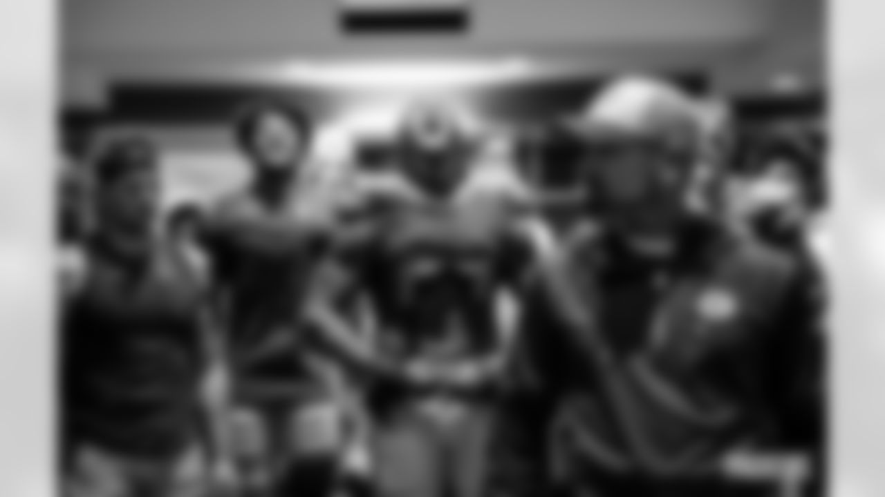 230924-locker-room-pics-siegle-wm-016