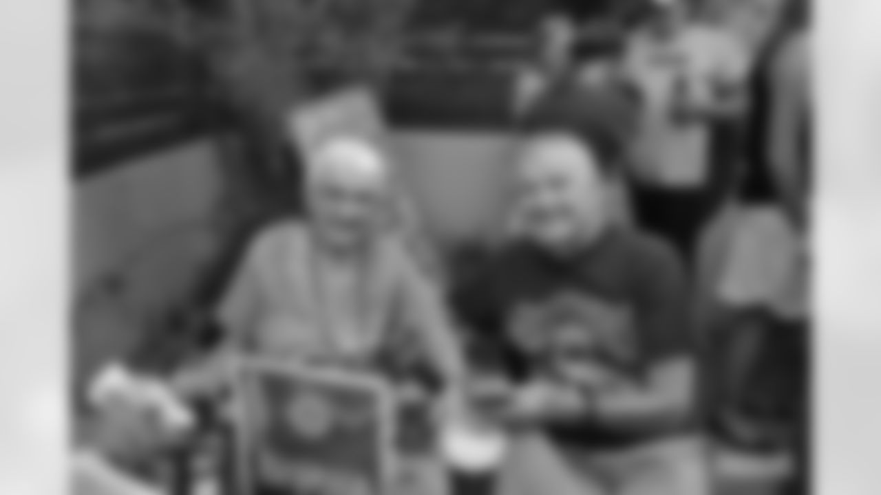 211928-pep-rally-AZ-256005