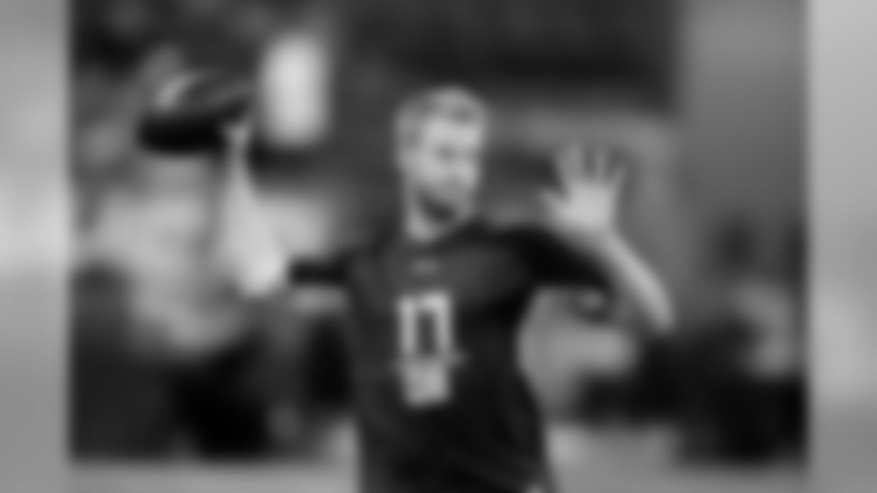 QB- Carson Wentz