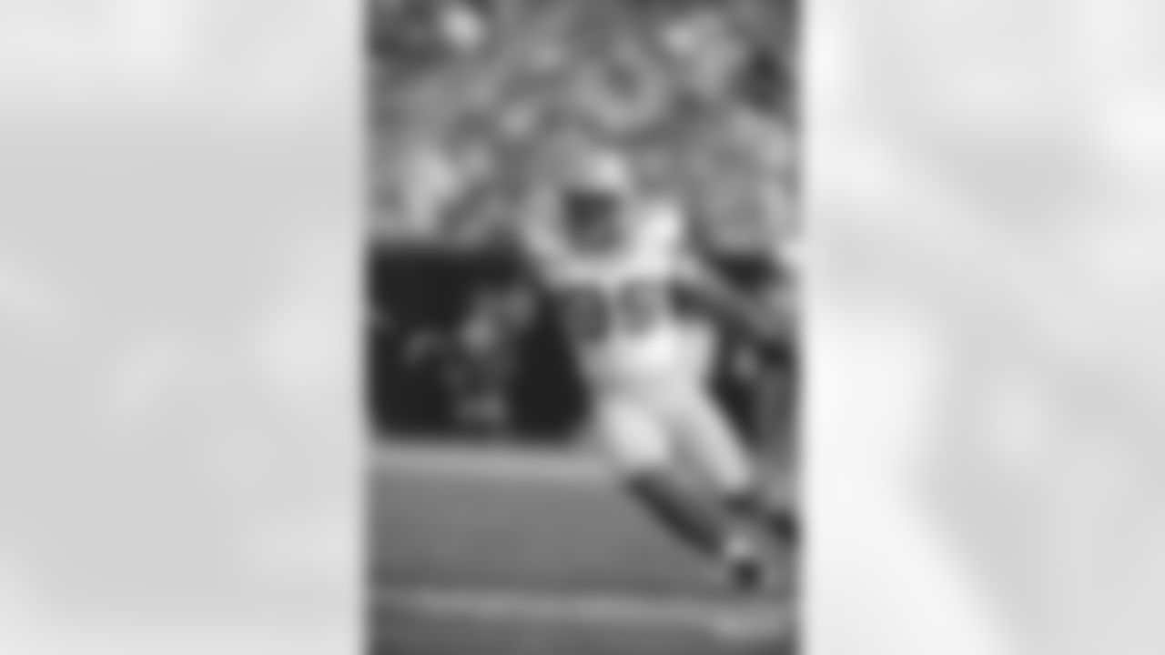 DE/LB Jeremy Thompson (2008-09)