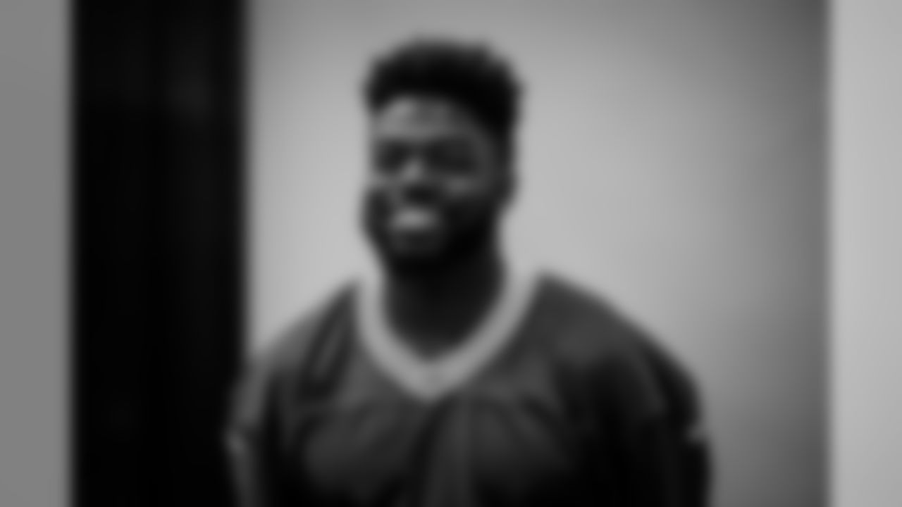 190610-packers-take-headshots-77