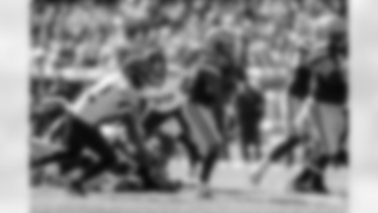 211017-packers-bears-siegle-edits-WM-031