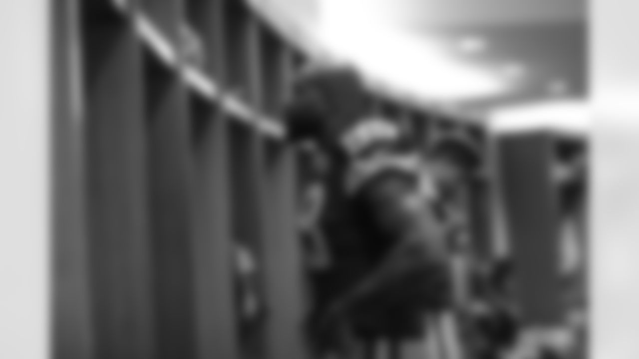 TE Marcedes Lewis