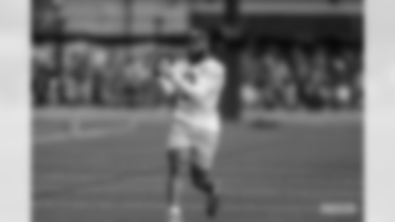 220727-training-camp-practice-1-2560005
