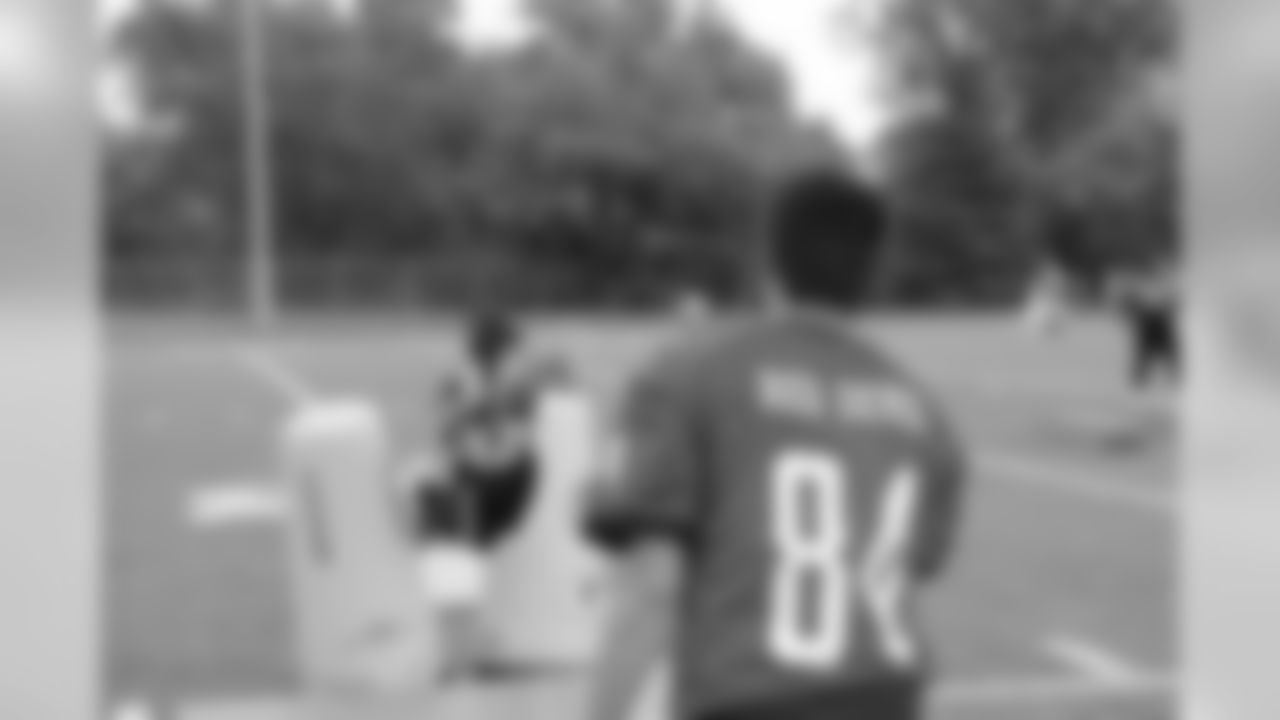 190917-football-outreach-14