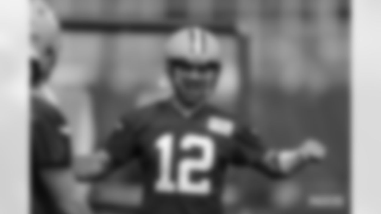 QB Aaron Rodgers