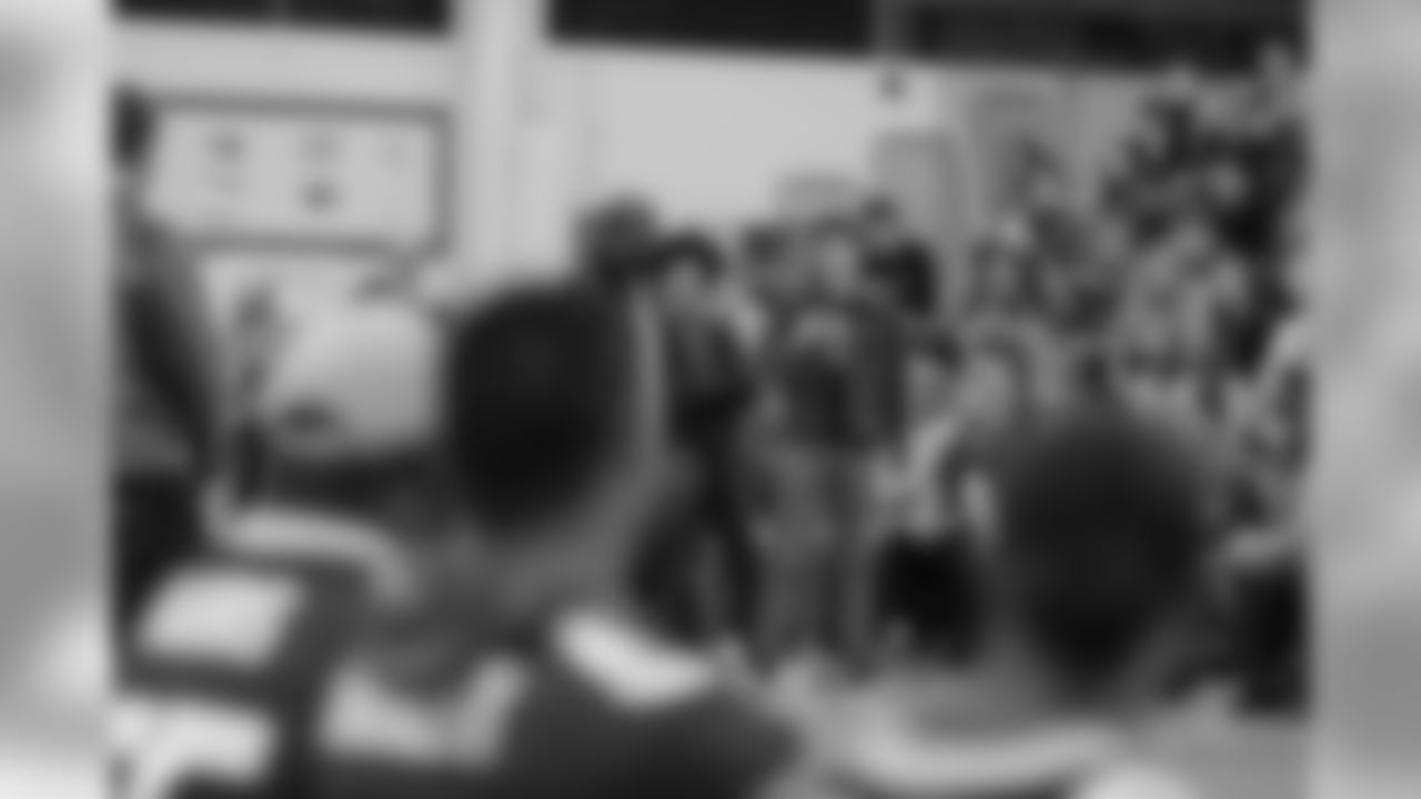190410-tailgate-tour-marshfield-high-14